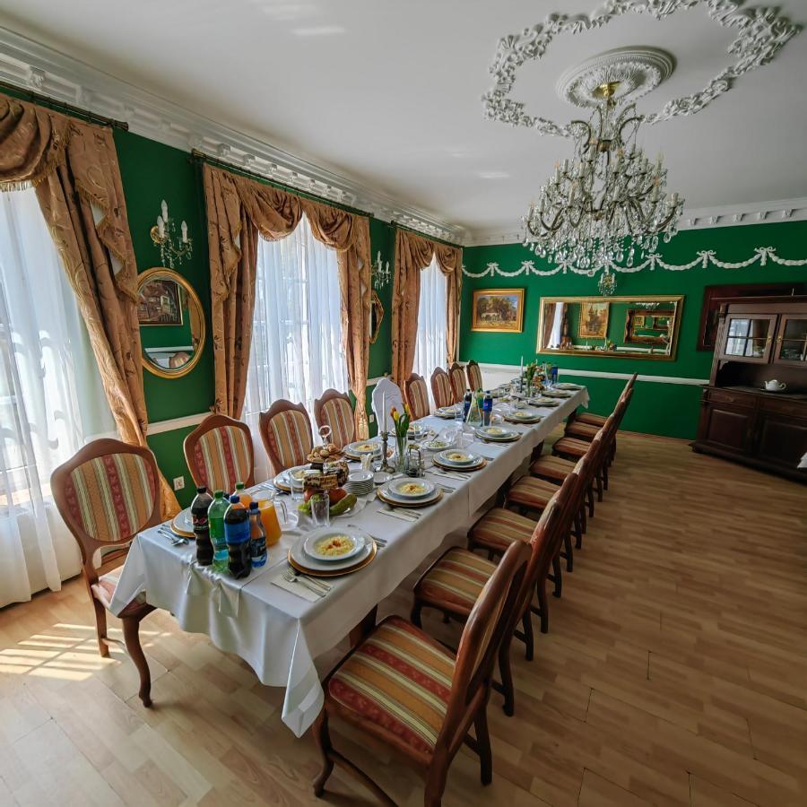 Dworek Wola Ociecka Экстерьер фото